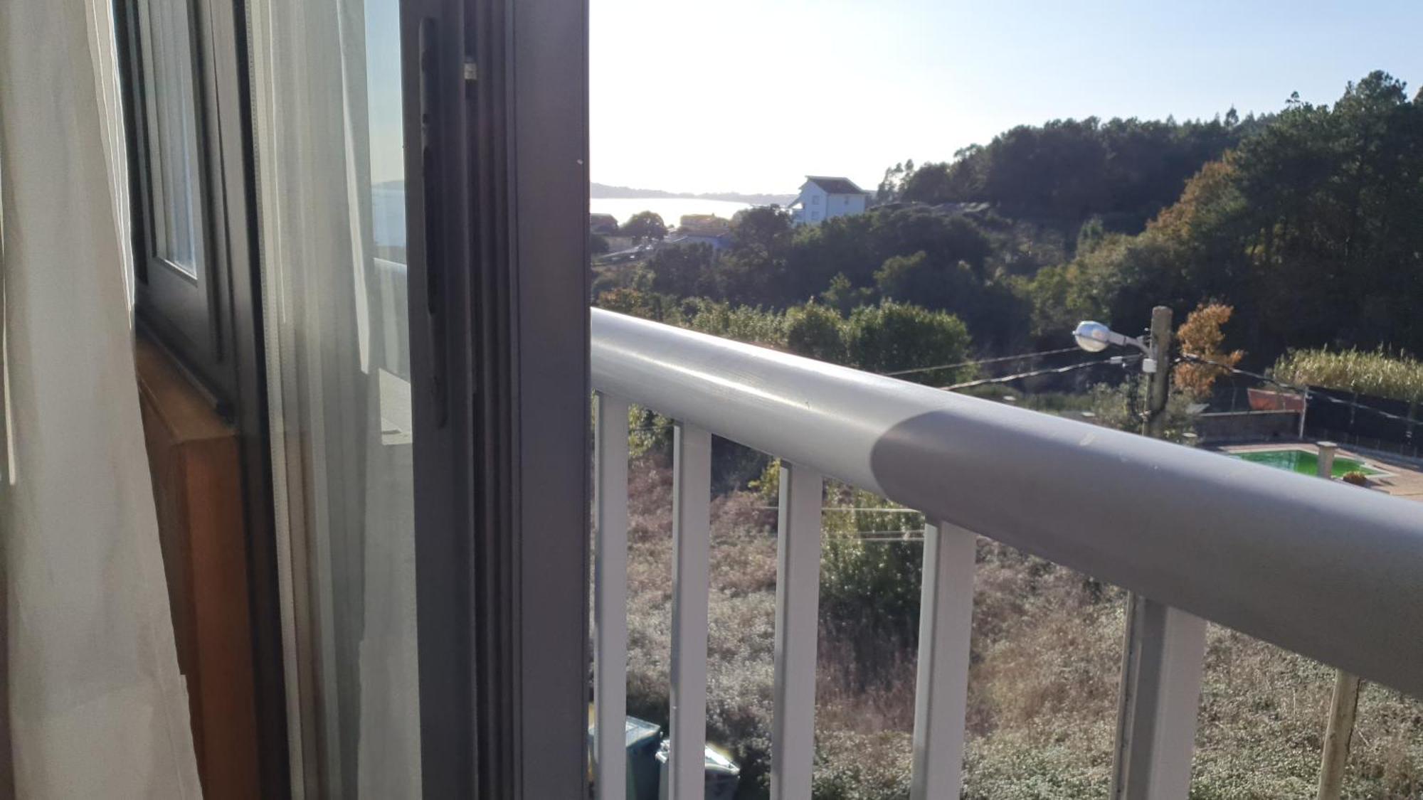 Acogedor Apartamento En Boiro Luaran gambar